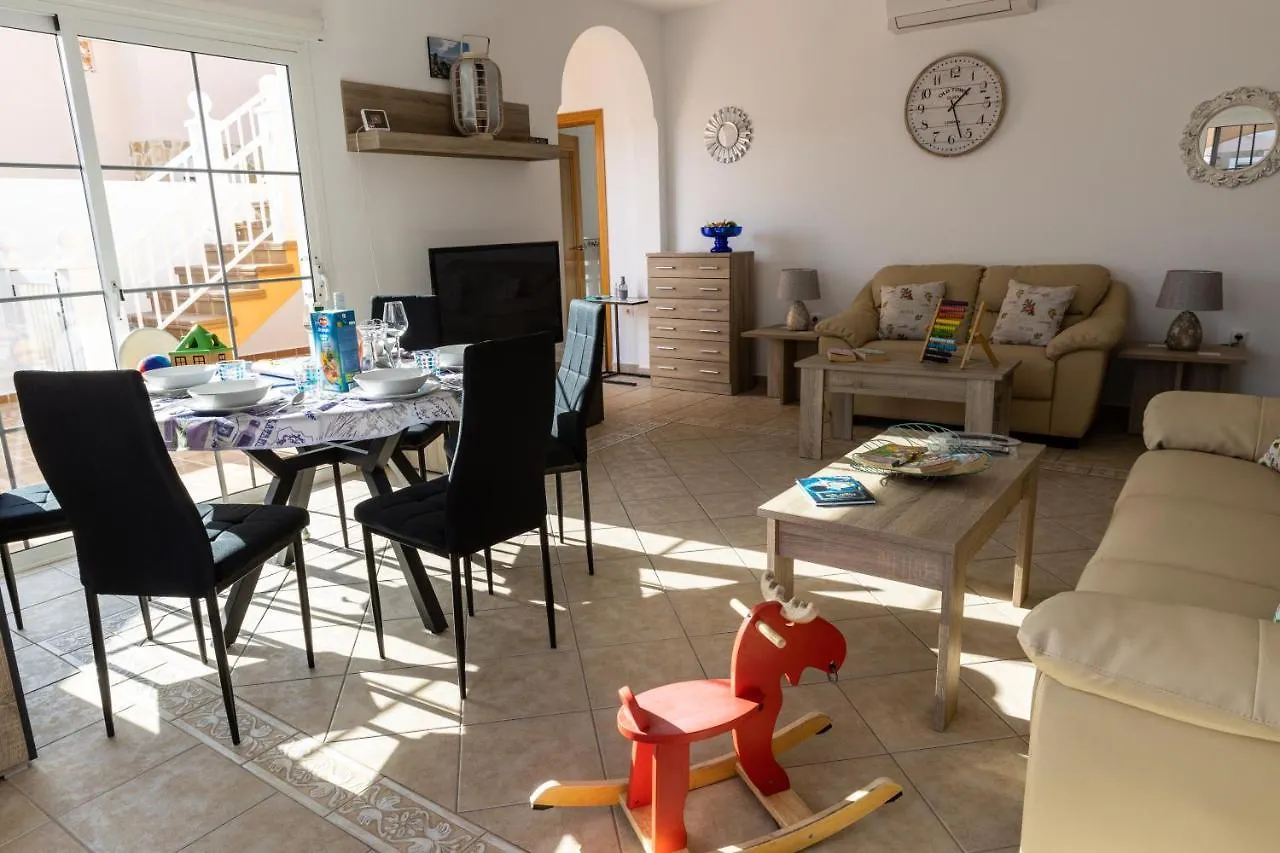Perfect For Family Holidays With Private Pool, Near Beach And Golf- Villa Ashley Costa De Antigua